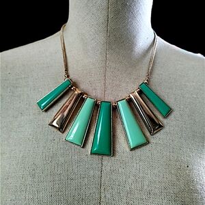 Statement necklace